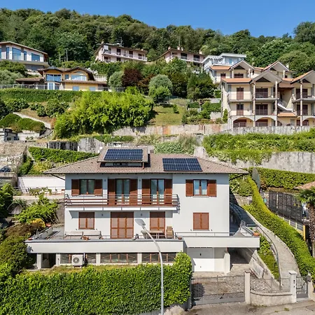 Hébergement de vacances Design With View And Private Garden *